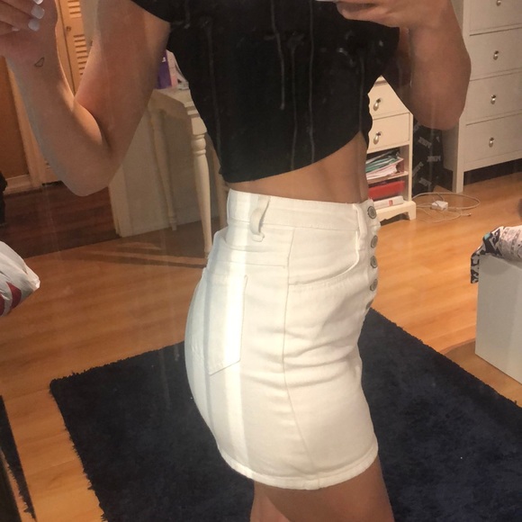 this is the white skirt - Picture 2 of 2